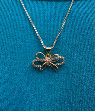 Load image into Gallery viewer, Golden Bow Necklace