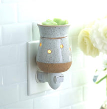 Load image into Gallery viewer, Candle Warmers Pluggable Fragrance Warmer Rustic White