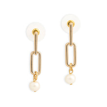 Load image into Gallery viewer, Pearls From Within Earring