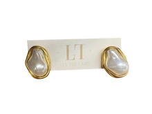 Load image into Gallery viewer, Lex the Label Faux Baroque Pearl Studs