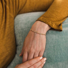 Load image into Gallery viewer, Ronaldo Lean On Me