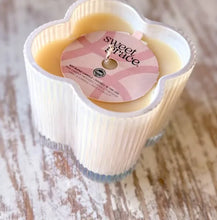 Load image into Gallery viewer, Sweet Grace Collection Candle #077