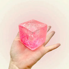 Load image into Gallery viewer, Glitter Squeeze Cube