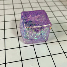 Load image into Gallery viewer, Glitter Squeeze Cube