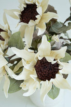 Load image into Gallery viewer, Botanica #2797