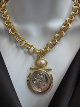 Load image into Gallery viewer, Angel Medallion Necklace with Pearl