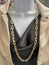 Load image into Gallery viewer, Gold Matte Textured Oval Link Necklace