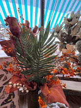Load image into Gallery viewer, Botanica #3646