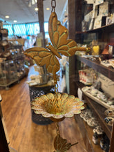 Load image into Gallery viewer, Ganz Flower &amp; Butterfly Rain Chain
