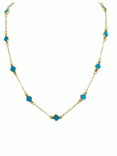 Load image into Gallery viewer, Margaret Dainty Clover Necklace